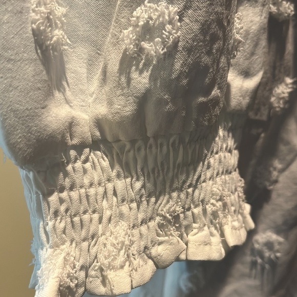 B Top blouse/ High Neck/ Short Sleeves Chenille dots white Size M - Picture 7 of 11